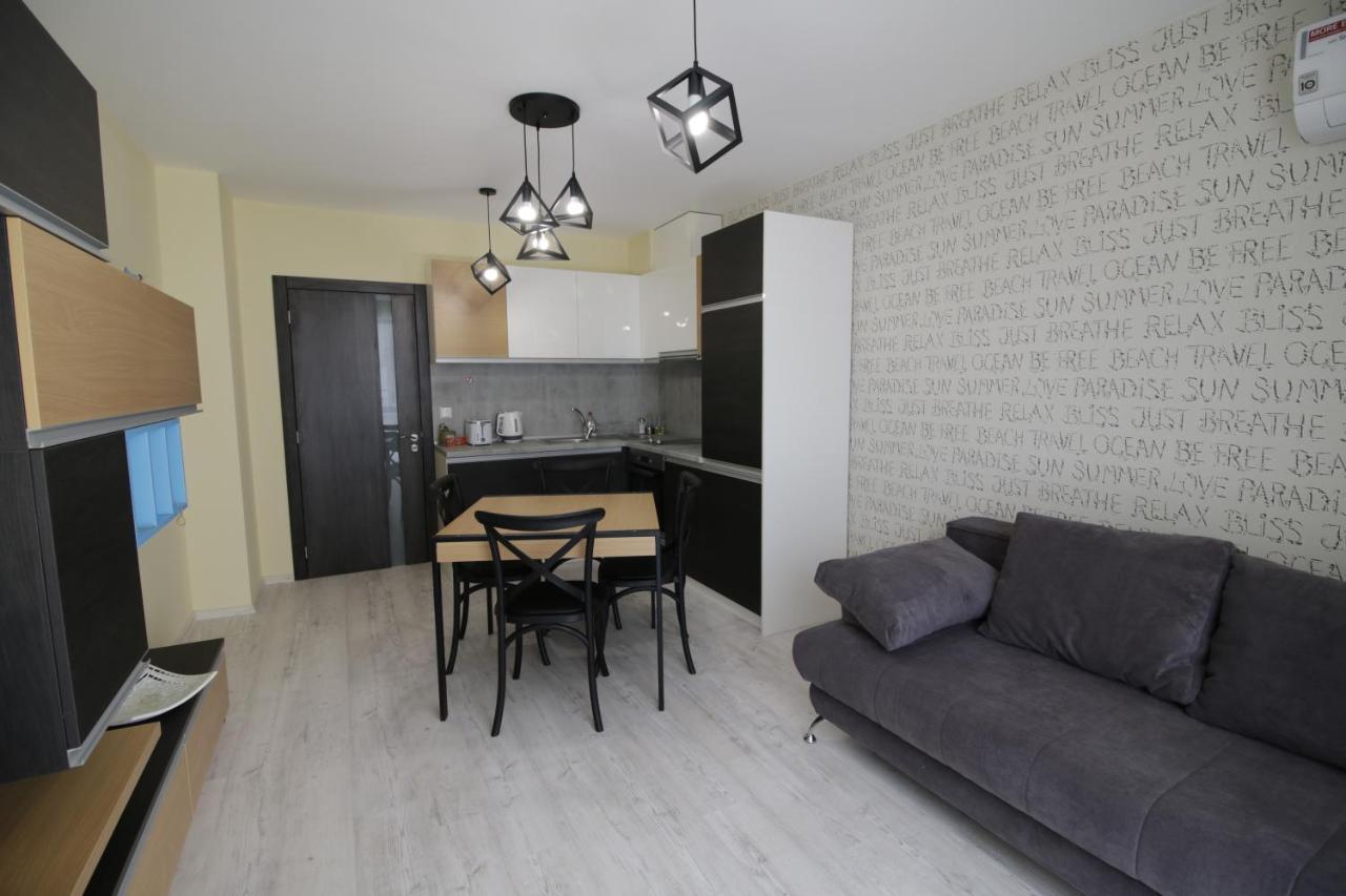 Ilarion 5 Studio At Top Center Варна Екстериор снимка