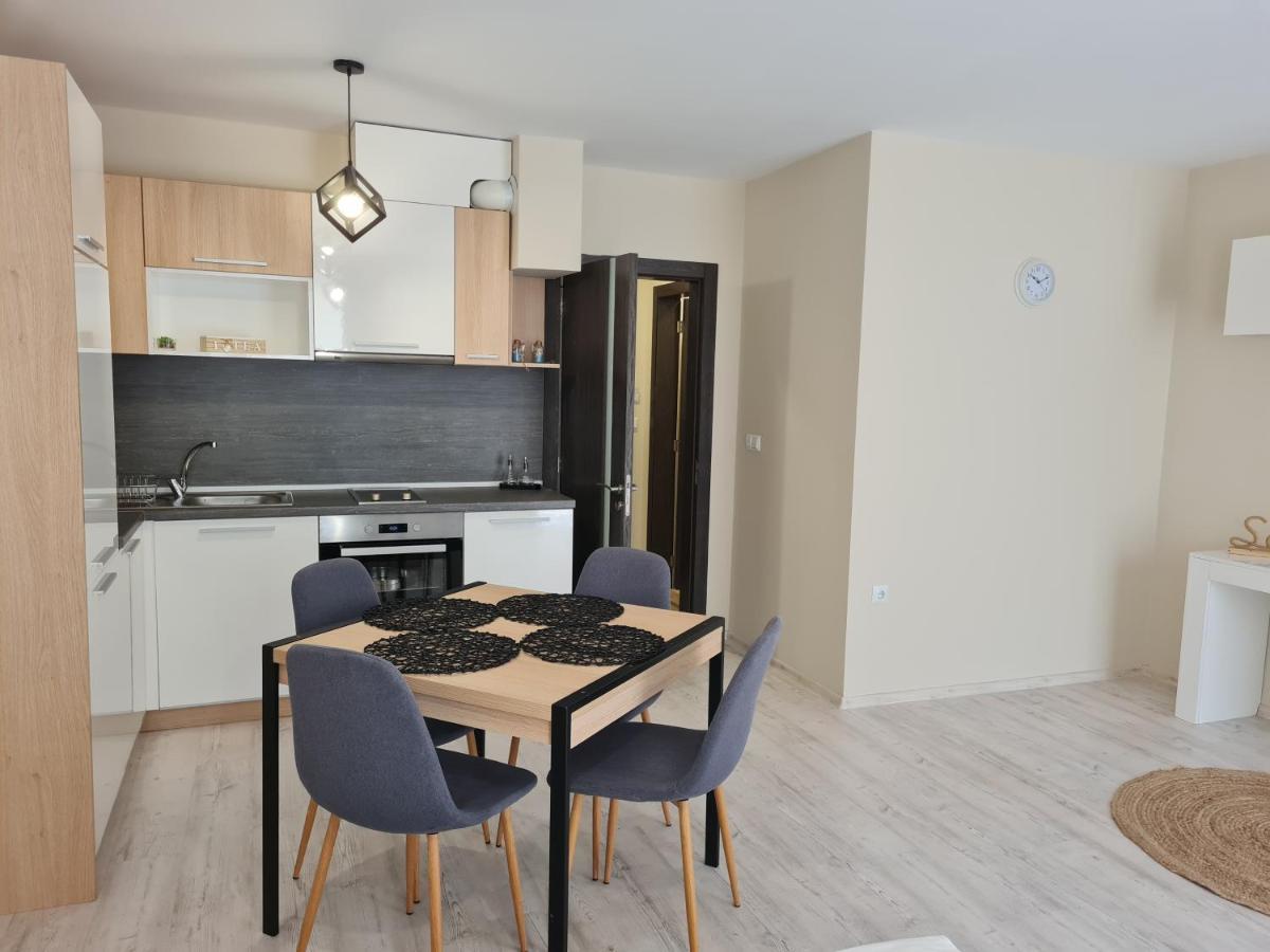 Ilarion 5 Studio At Top Center Варна Екстериор снимка