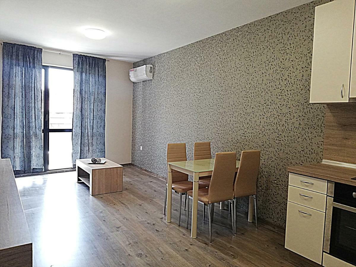 Ilarion 5 Studio At Top Center Варна Екстериор снимка