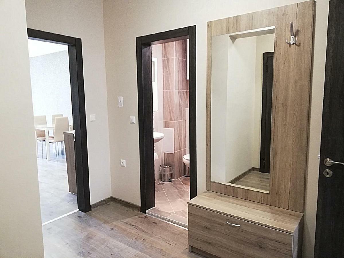 Ilarion 5 Studio At Top Center Варна Екстериор снимка
