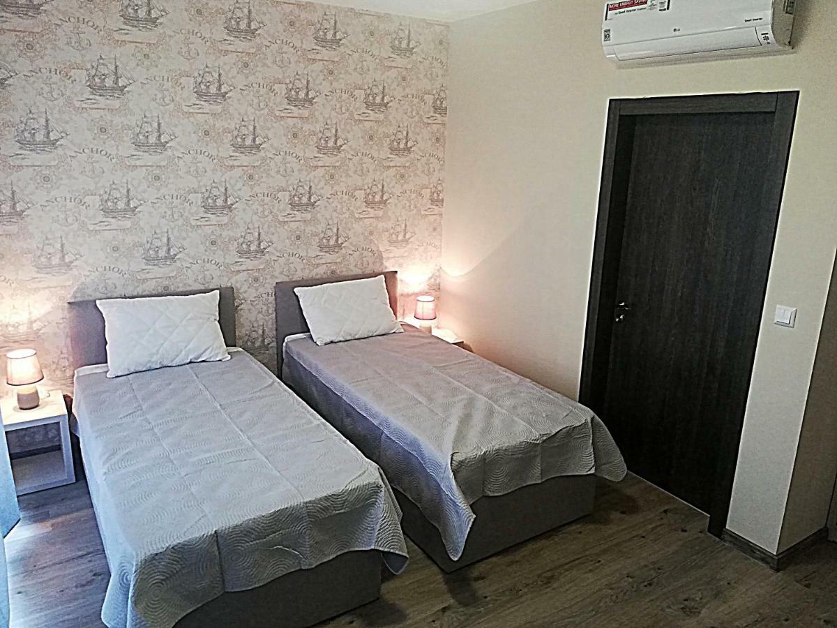 Ilarion 5 Studio At Top Center Варна Екстериор снимка